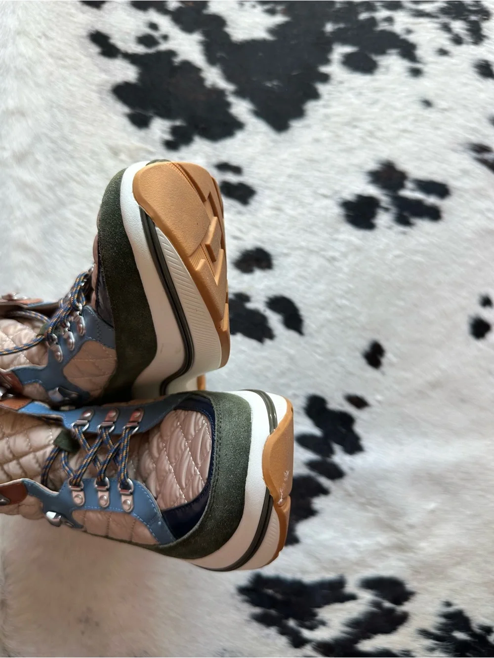 Tory Burch Women’s Gemini Link Leather Quilted Hiking Sneaker 9